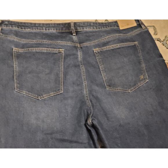 Seven 7 Womens Loose Straight Fit Cropped  Jeans Size 22W measures EUC - Picture 3 of 6